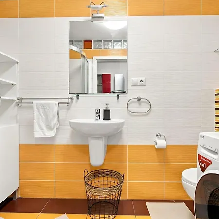 Ag Cozy Near Stadium With Self Check In Apartmán *